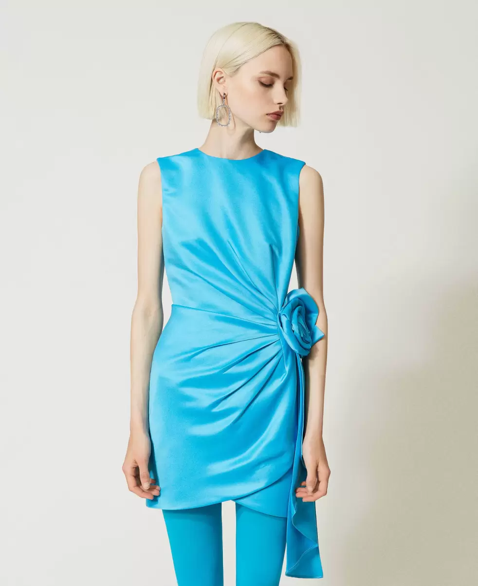 Robustheit Damen Festliche Kleider Malibu-Blau Twinset Kurzes Kleid Aus Duchesse Mit Rose - 2