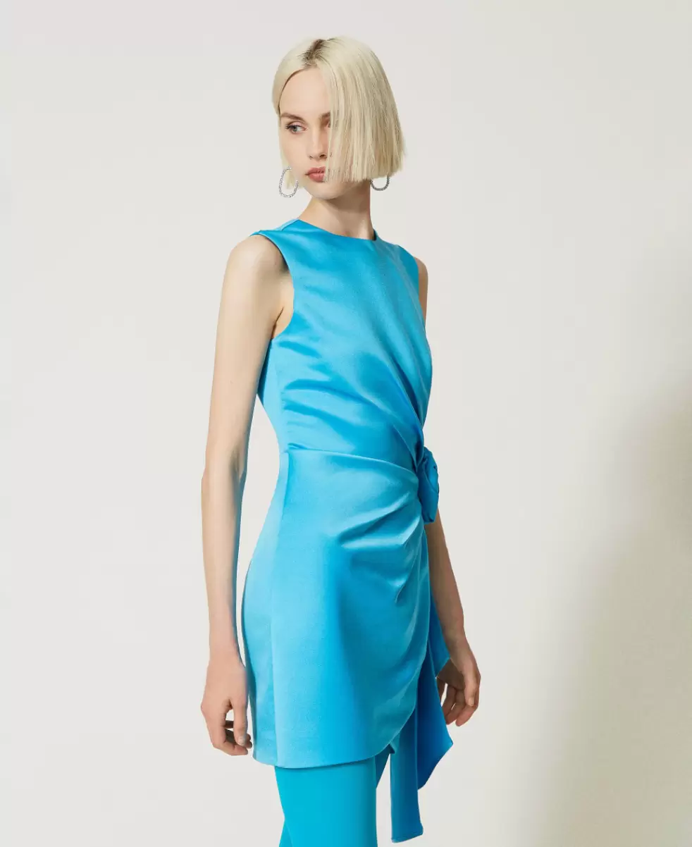 Robustheit Damen Festliche Kleider Malibu-Blau Twinset Kurzes Kleid Aus Duchesse Mit Rose - 3