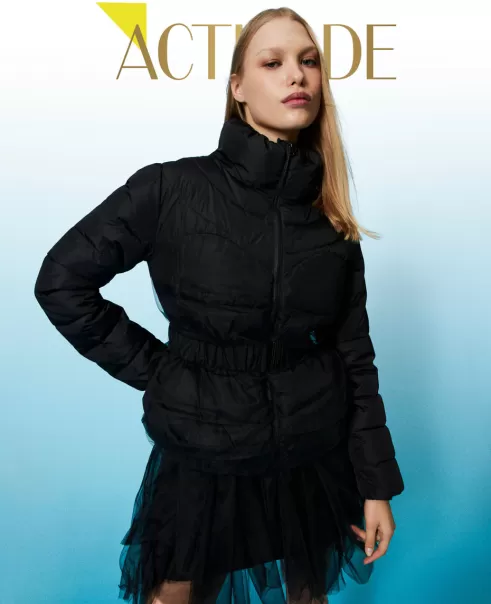 Damen Twinset Schwarz Markenpositionierung Kurze Steppjacke Mit Tüll Jacken Und Steppjacken