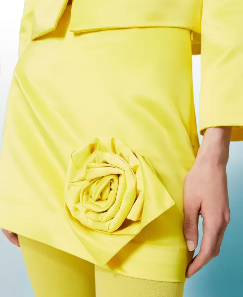 Twinset Minirock Aus Duchesse Mit Rose Golden Kiwi-Gelb Hosenanzüge Und Kostüme 2024 Damen