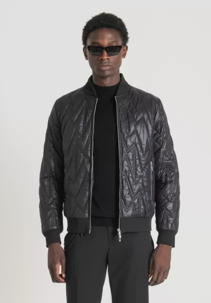 Antony Morato Herren Schwarz Jacke Regular Fit Mit Geometrischem Design Und Sorona®-Aura-Wattierung Jacken Und Mäntel