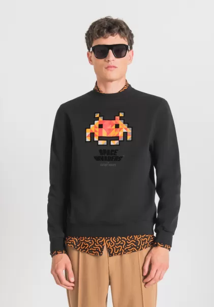 Schwarz Sweatshirts Antony Morato Sweatshirt Regular Fit Aus Weichem Baumwoll-Mischgewebe Mit Space Invaders-Print Herren