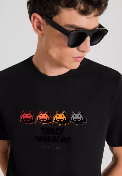 T-Shirts Und Polo T-Shirt Regular Fit Aus 100 % Baumwolle Mit Space Invaders-Print Herren Antony Morato Schwarz